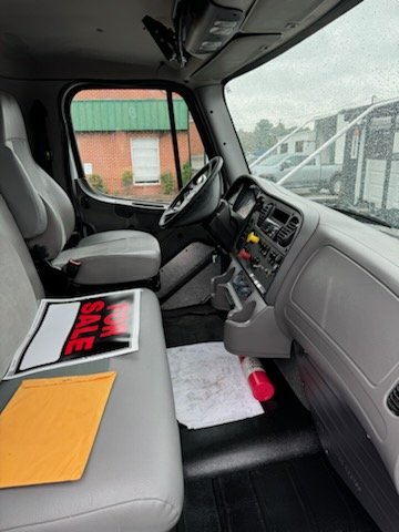 2018 Freightliner M2 W/25yd McNeilus Rear Loader