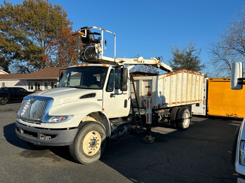 2009 International 4300 Petersen TL3 for sale! 