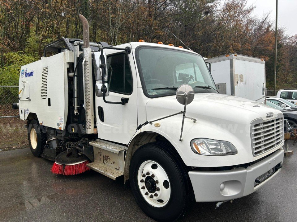 2019 Freightliner M2