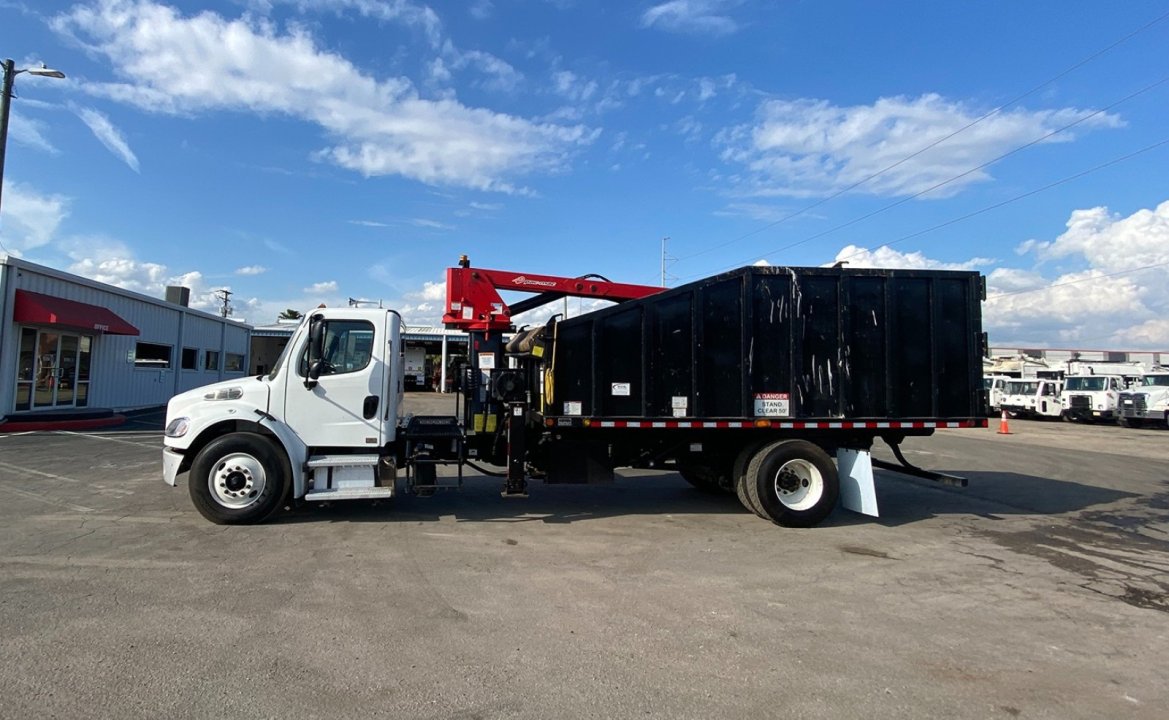 2023 Freightliner M2 106 - 28 yd PacMac Grapple Truck