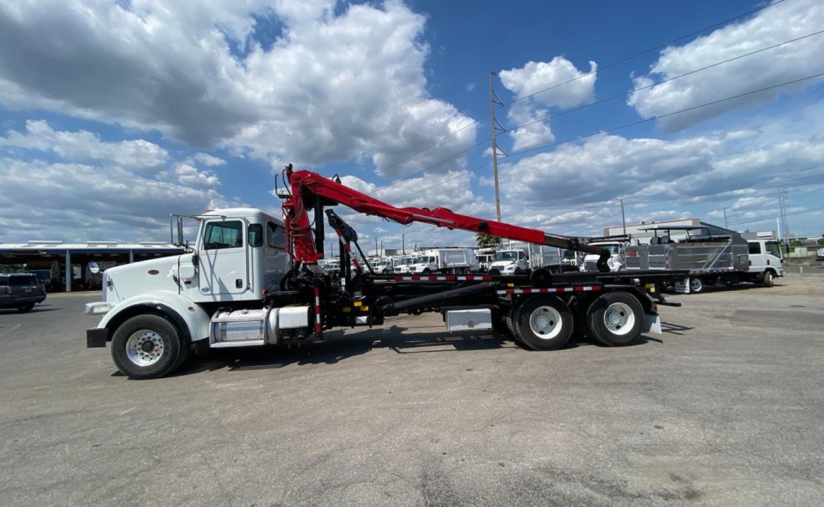 2014 Peterbilt 365 - 60,000 lb. American Roll-off - Palfinger Grapple Truck