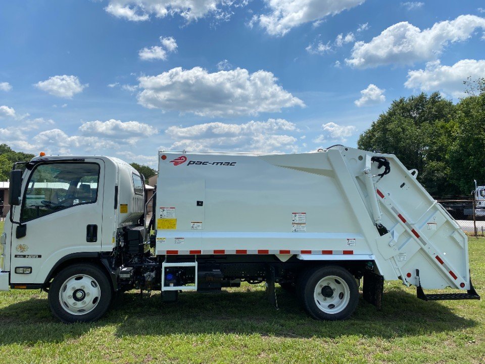 NEW - 2024 Isuzu 8yd Pac-Mac Rear Loader Available!