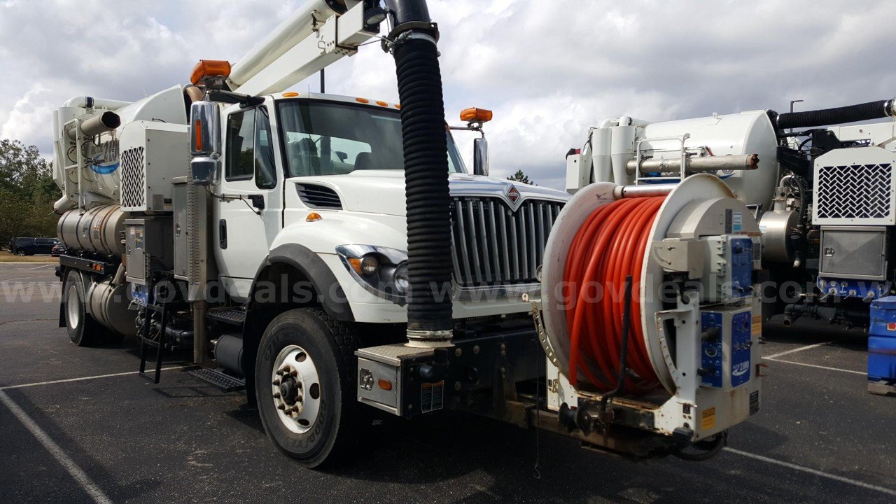  2013 International 7500 Vactor Truck