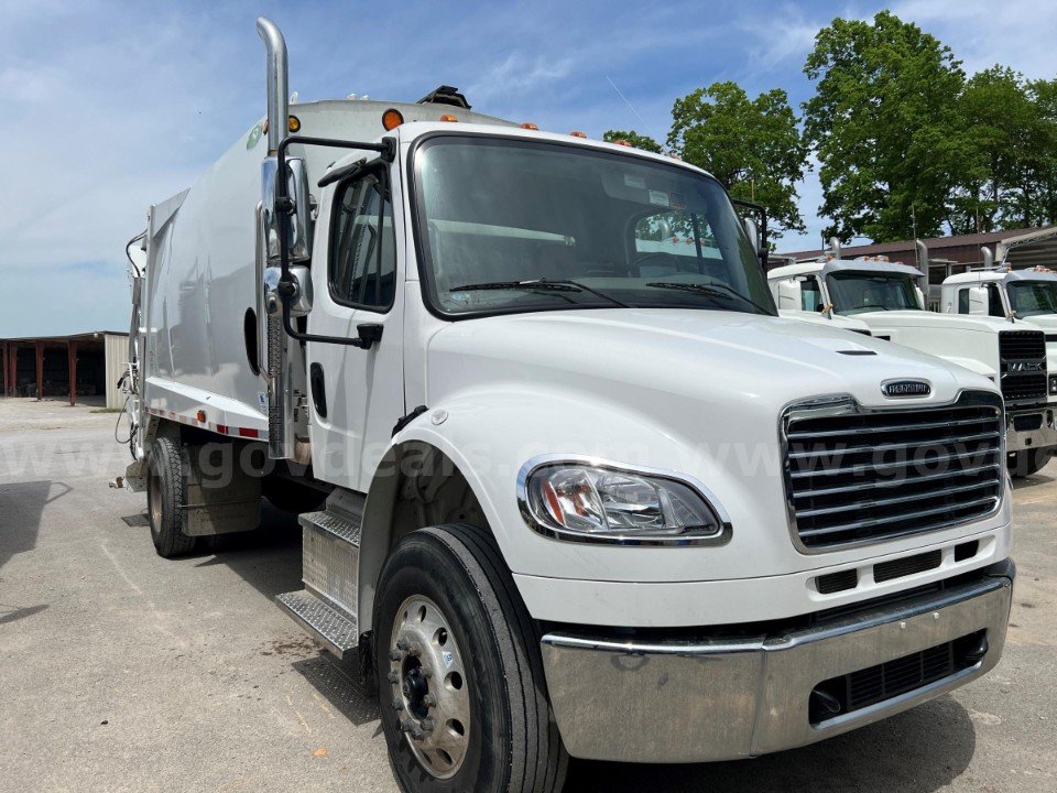 2023 Freightliner M2 Business Class 20 YD Rear Load Garbage Truck