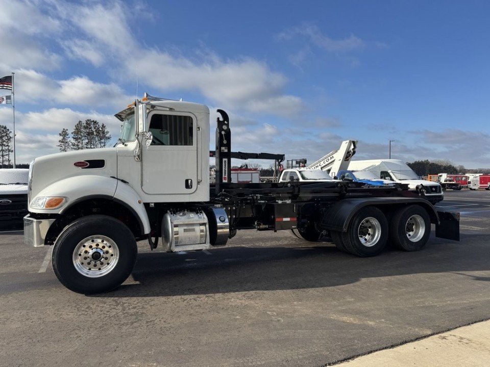 2022 Peterbilt 348, 50,000 lbs SL-518X Hook Lift