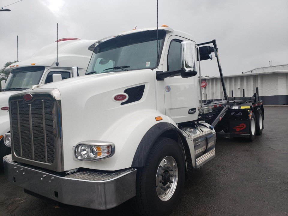 2024 Peterbilt 567, 60,000 lb. Pac-Mac Roll Off