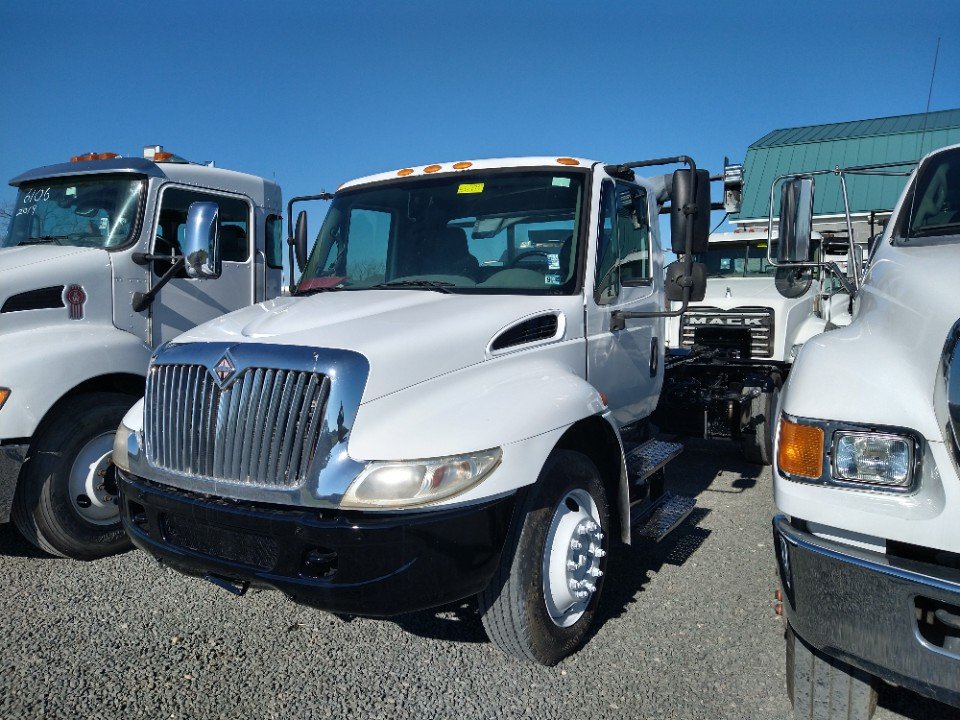 2003 International 4400