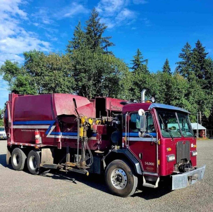 2018 Peterbilt 520 Bridgeport Ranger 32yd ASL Impeccably Maintained!!!