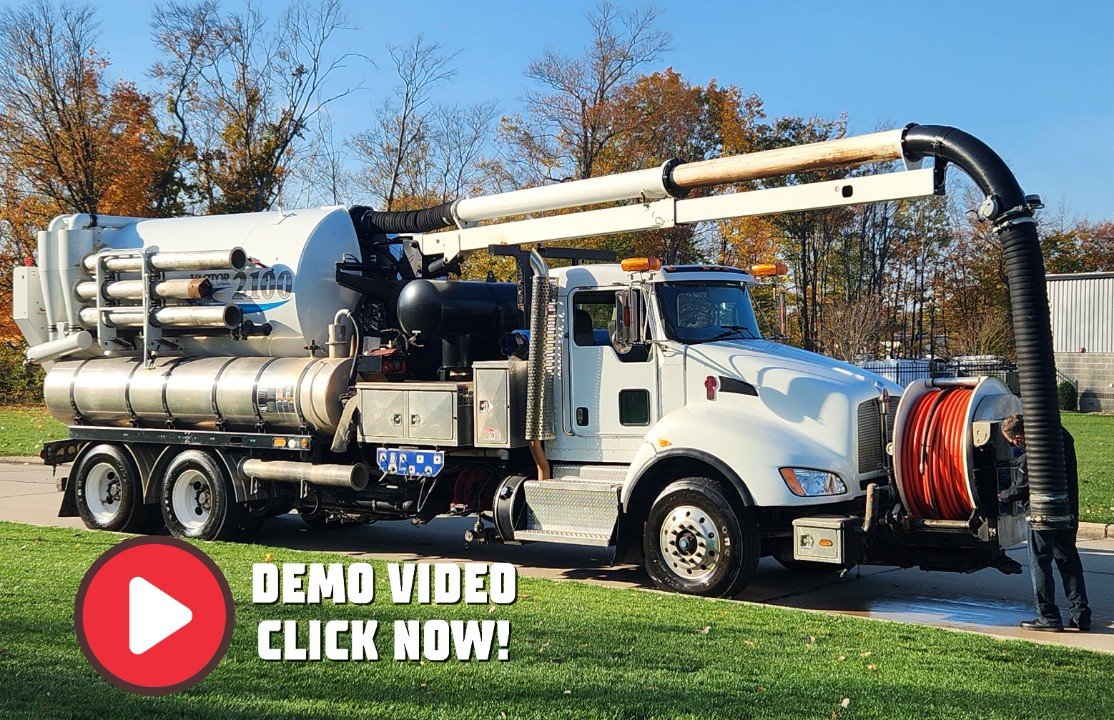 ID: 392541 I VACTOR 2100 ON 2014 KENWORTH T400