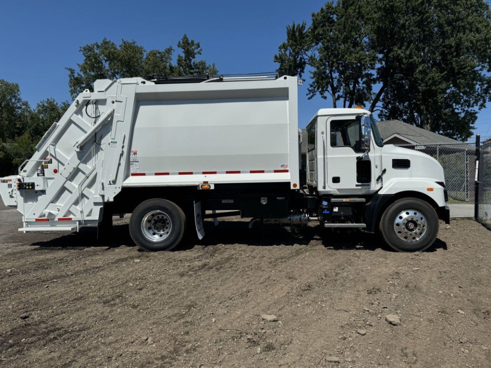 2024 Mack MD7 Heil PT1000 18 yd. 