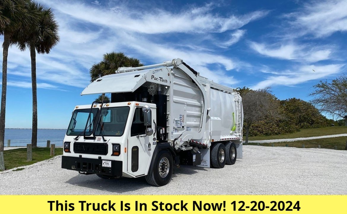 2025 Battle Motors LET 2 - 40 Yard Pac Tech Front Loader Garbage Truck