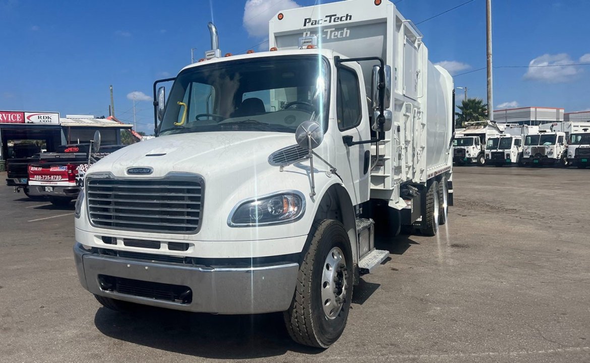 2022 Freightliner M2 106 - 31 yd Pac-Tech Side Loader Garbage Truck