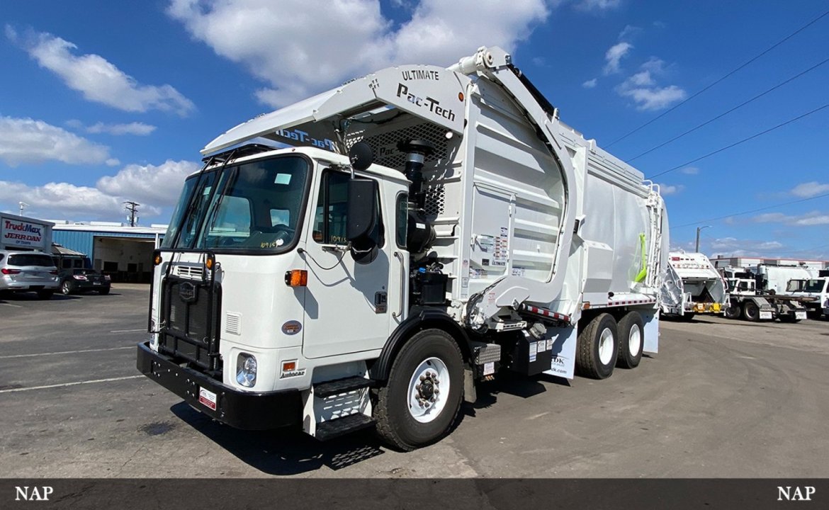 2024 Autocar ACX64 - 40 Yard Pac Tech Front Loader Garbage Truck