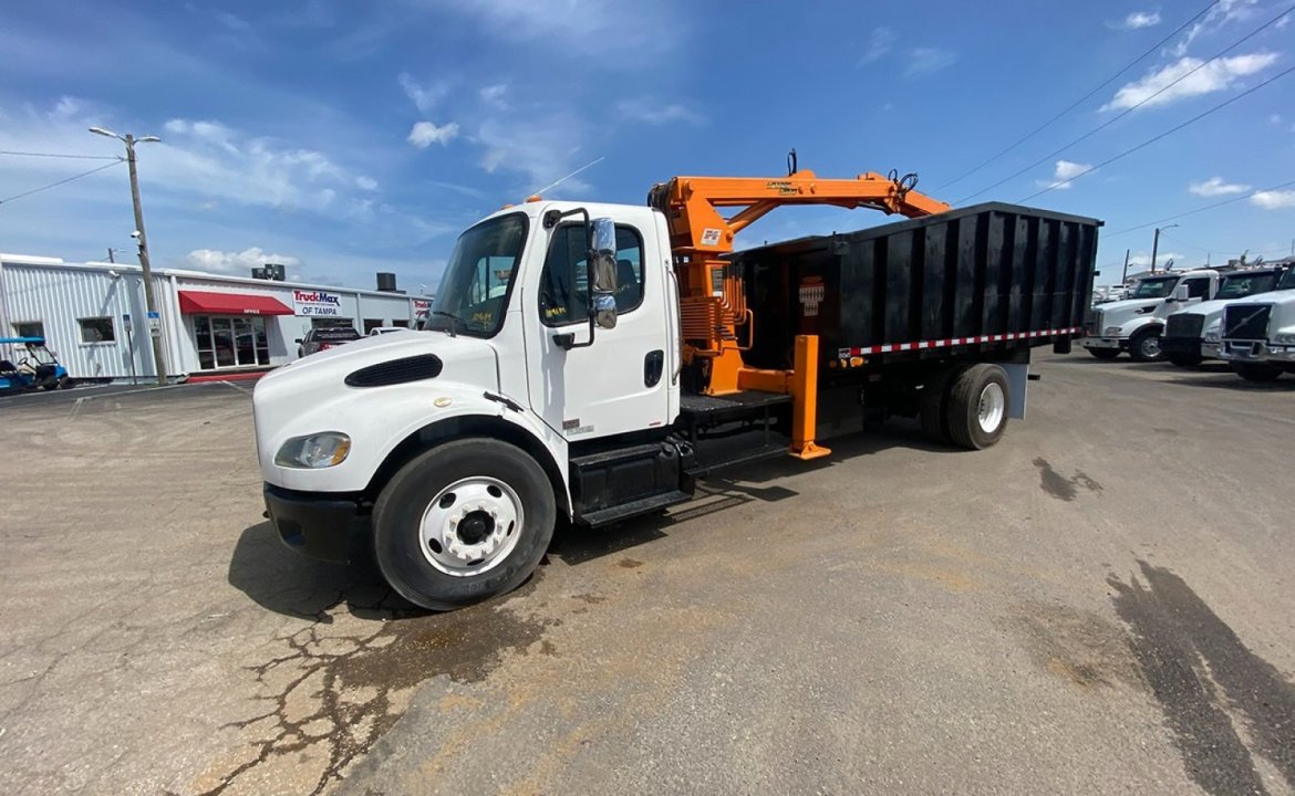 2013 Freightliner M2 - 28 yard Petersen Grapple Truck