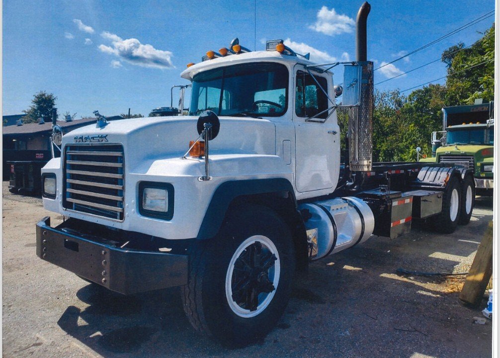 1997 MACK 75,000 LBS GALBREATH ROLLOFF 