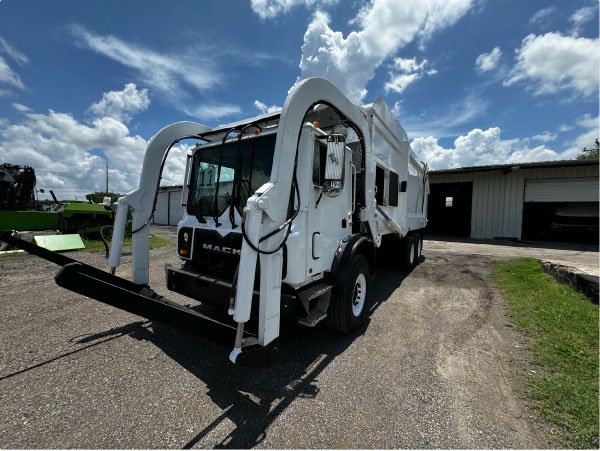 Mack MRU600 2011 / Body Heil 40 Yds