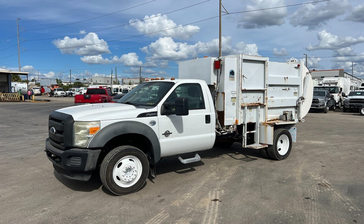 2011 Ford Super Duty F-450 DRW - 10 yard PakRat Manual Side Loader Garbage truck