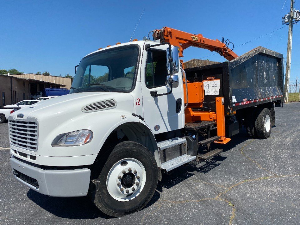 LOW MILES & HOURS!!!  2022 M2-106 Petersen Ind. TL3 Grapple Truck with Cummins L9-270