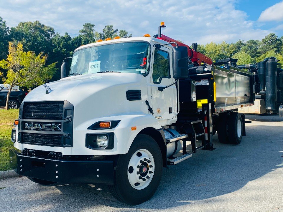 2024 Mack MD7 KB-2 Non CDL Grapple Truck