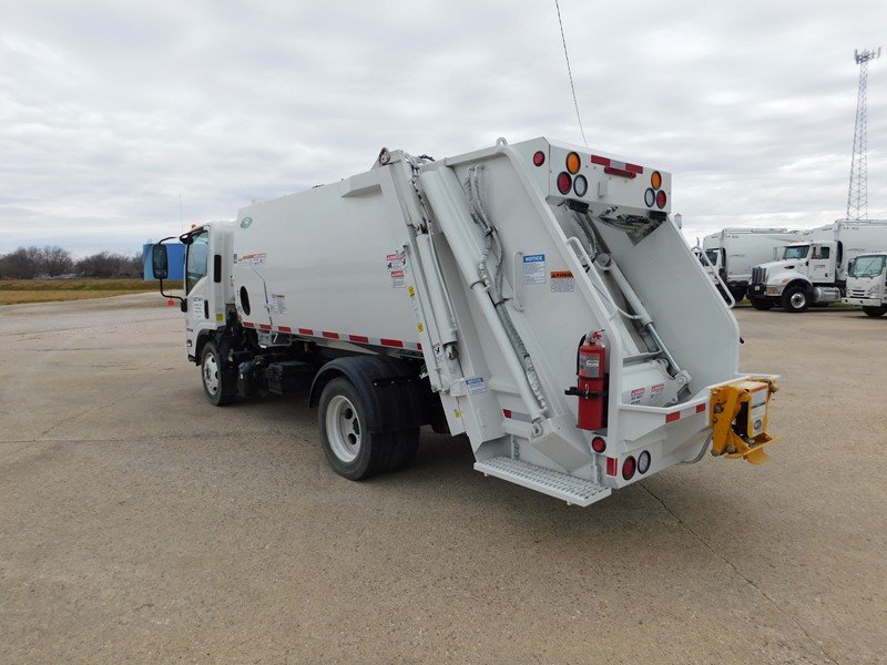 MULTIPLE UNITS! 2024 Isuzu NRR, 8 Yd New Way Diamondback Rear Loaders