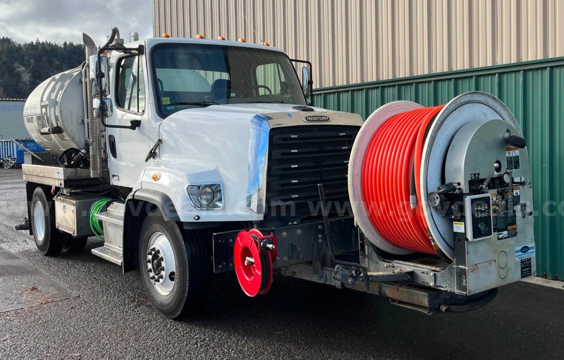 2015 Freightliner 108SD Sewer Jet