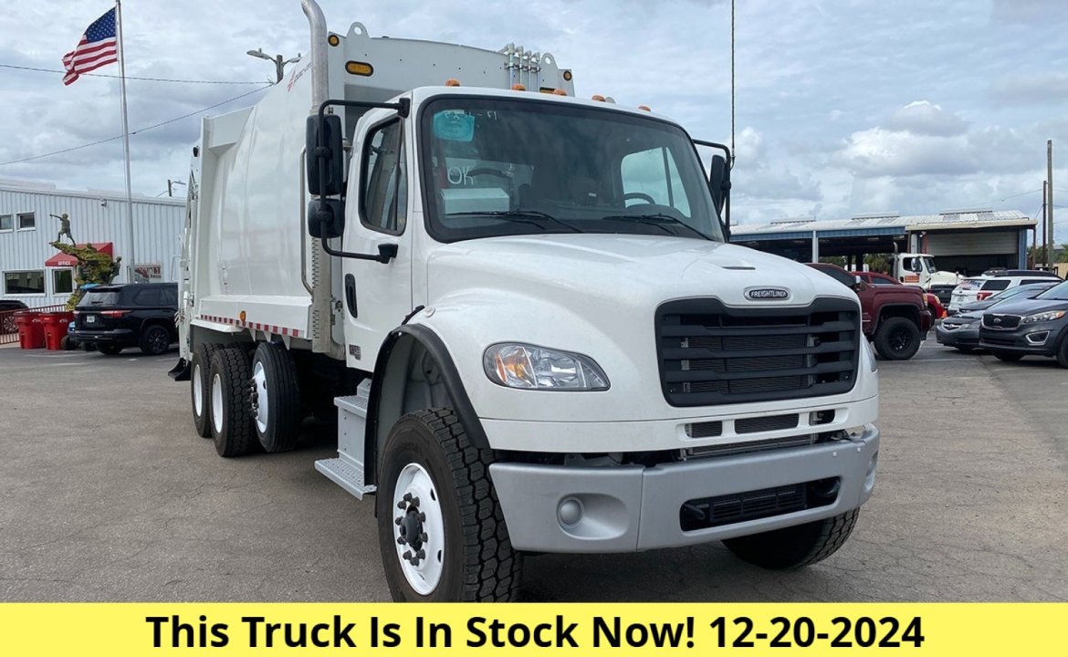 2024 Freightliner M2 106 - 25 Yard Pac Mac RLX25 Rear Loader Garbage Truck