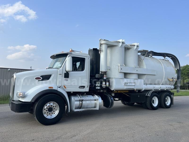 2019 Peterbilt 567 Vacuum Truck