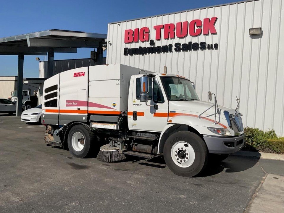 2015 International 4300 Elgin Broom Bear Mechanical Street Sweeper