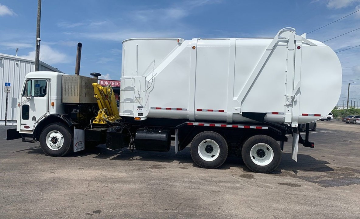 2012 Peterbilt 320 - 30 yd Heil Side Loader Garbage Truck