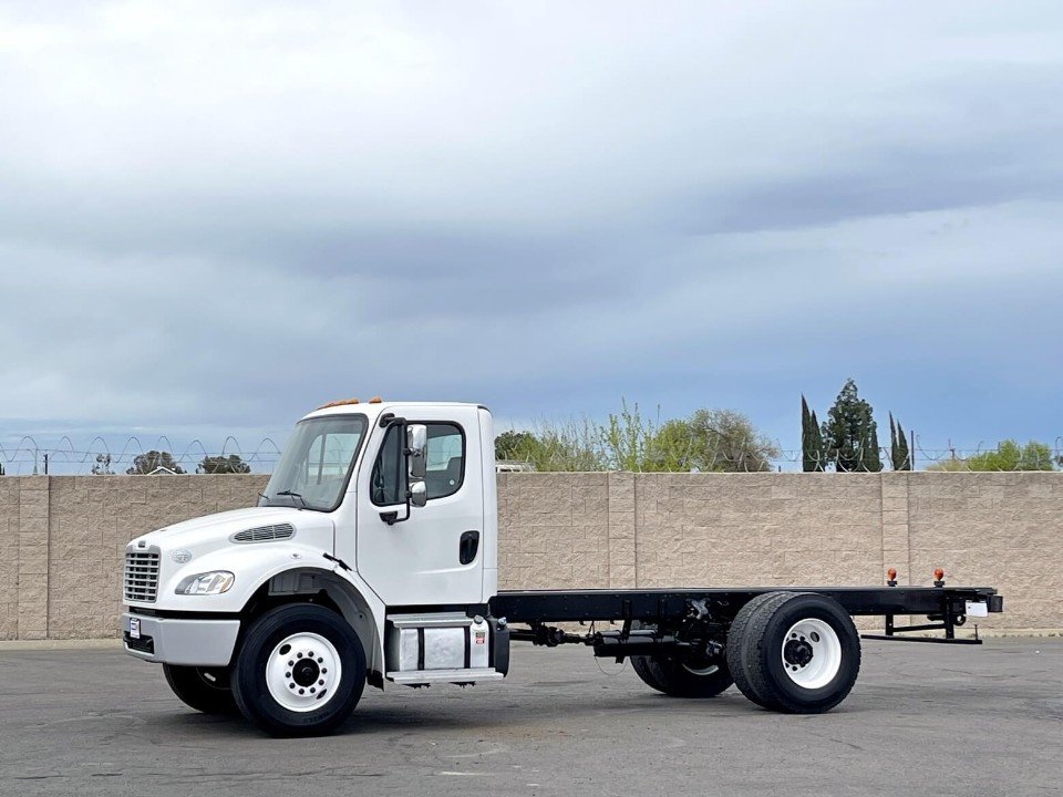 2015 Freightliner M2 106 4x4 Single Axle Cab &amp; Chassis