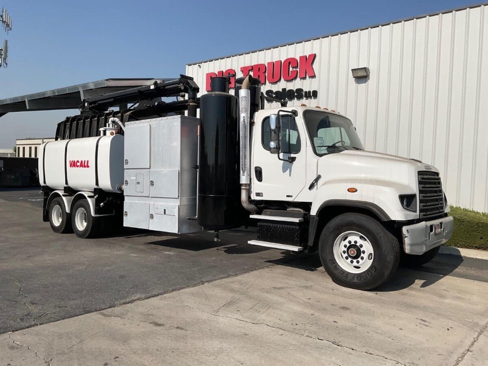 2013 Freightliner 114SD Vacall All Excavate 1213 Hydro Excavation Truck