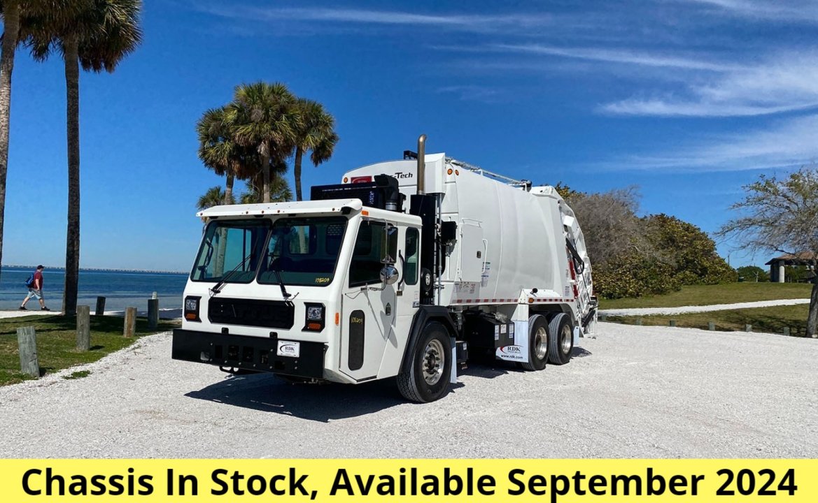2025 Battle Motors  - 28 Yard Pac Tech Rear Loader Garbage Truck