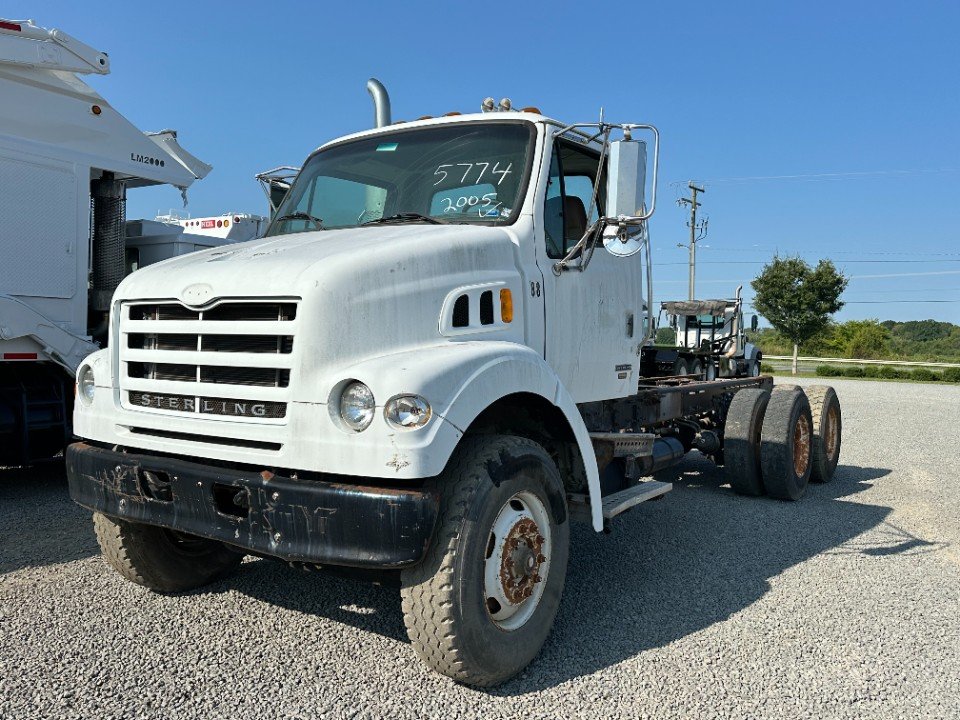 2005 Sterling L7500 Chassis