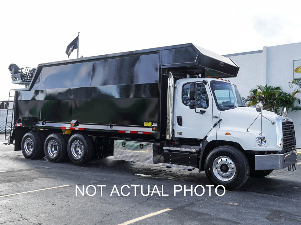 Used 2016 Freightliner 114SD Grapple Truck #HP3517