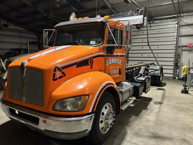 2019 Kenworth T370 Single Axle Rolloff Galbreath