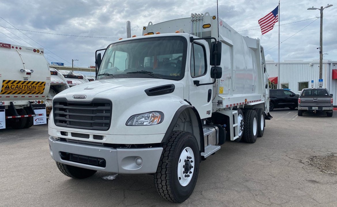 2024 Freightliner M2 106 - 25 Yard Pac Mac RLX25 Rear Loader Garbage Truck