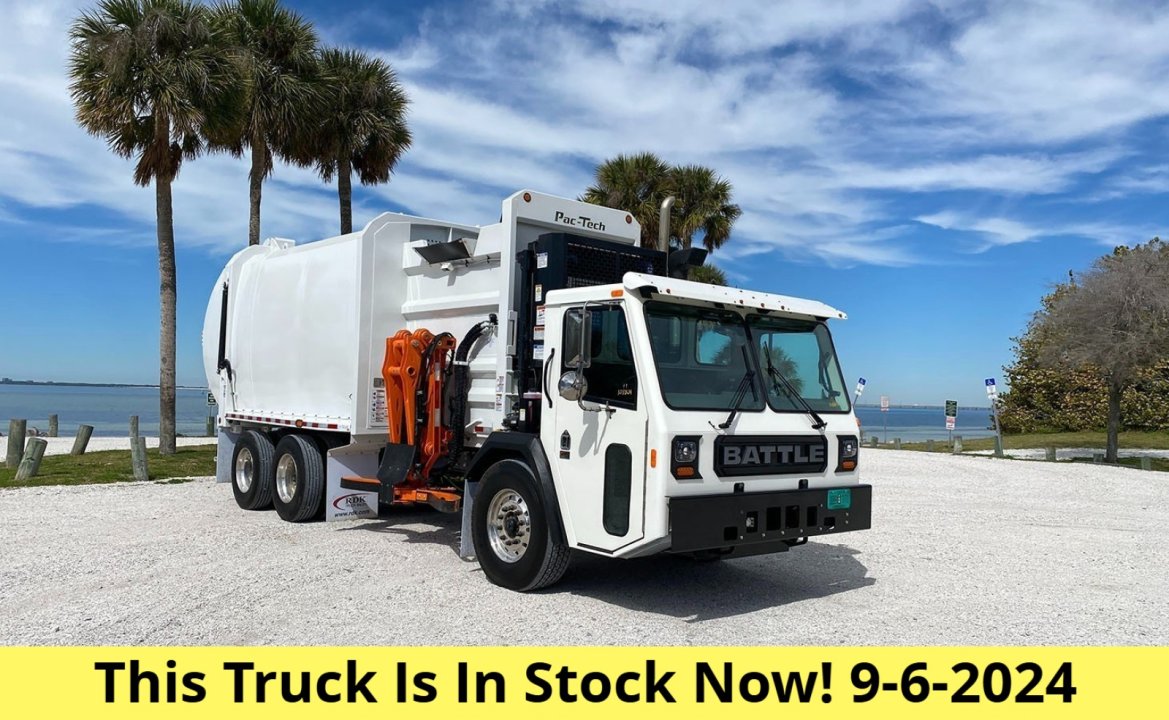 2024 Battle Motors LET2 - 31 yd Pac Tech Side Loader Garbage Truck