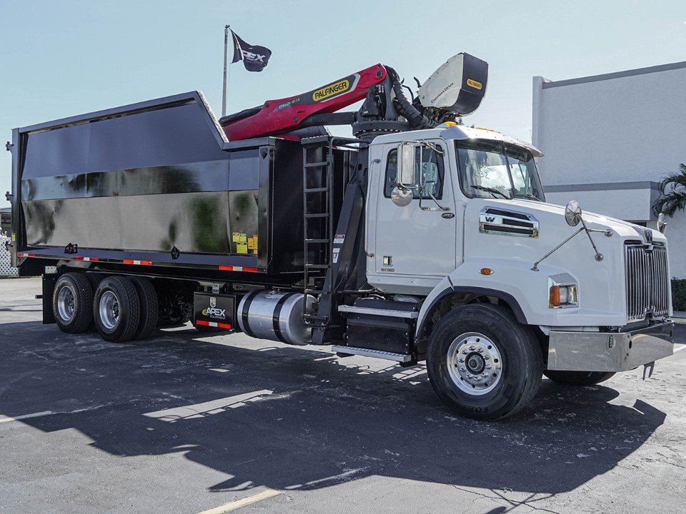 Used 2020 Western Star 4700 Grapple Truck #LJ4332