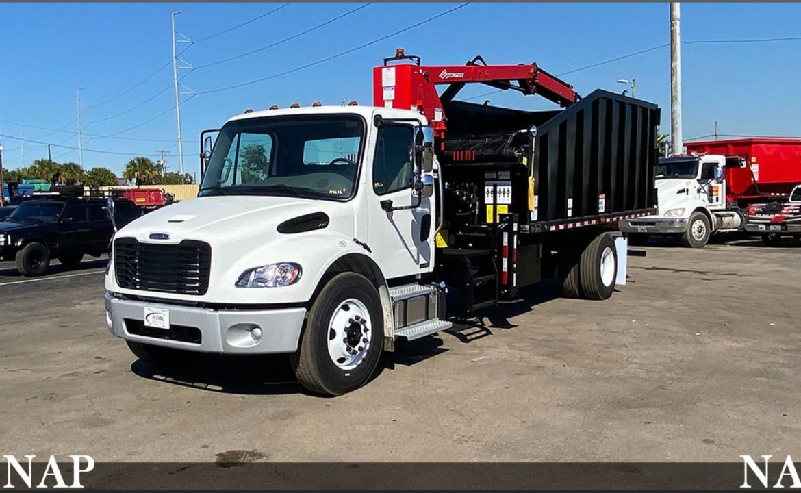 2023 Freightliner M2 106 - 28 yd PacMac Grapple Truck