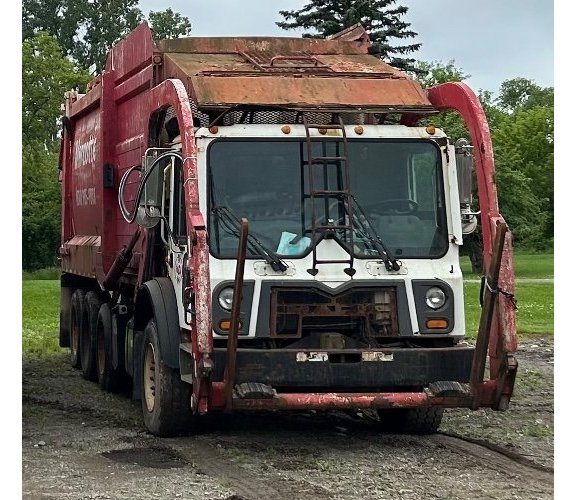 2011 Mack MRU613 Heil Front Load 40yd Commercial Truck *AS IS*