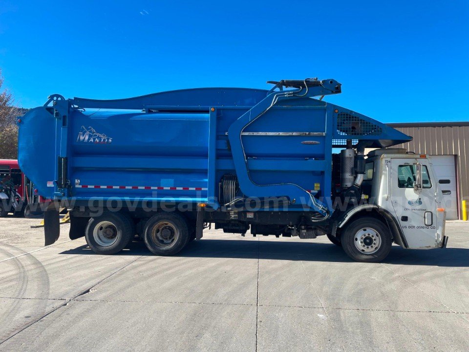 2016 Mack LEU613 Garbage Truck