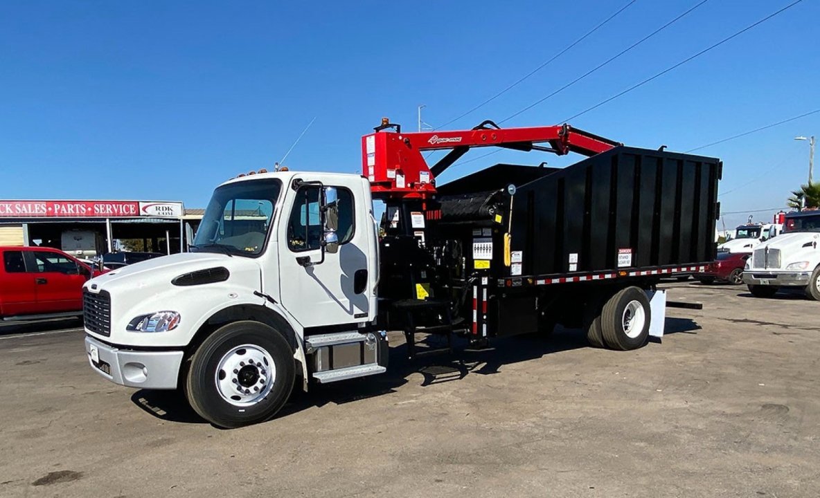 2025 Freightliner M2 106 - 28 Yard Pac Mac Grapple Truck