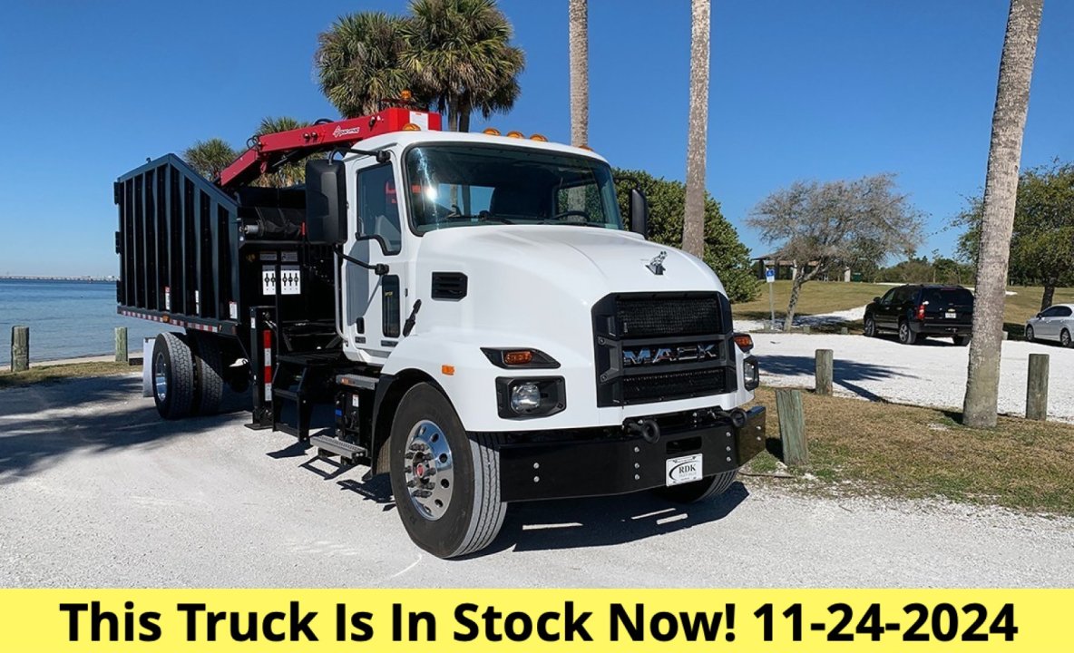 2024 Mack MD7 - 28 Yard Pac Mac Grapple Truck