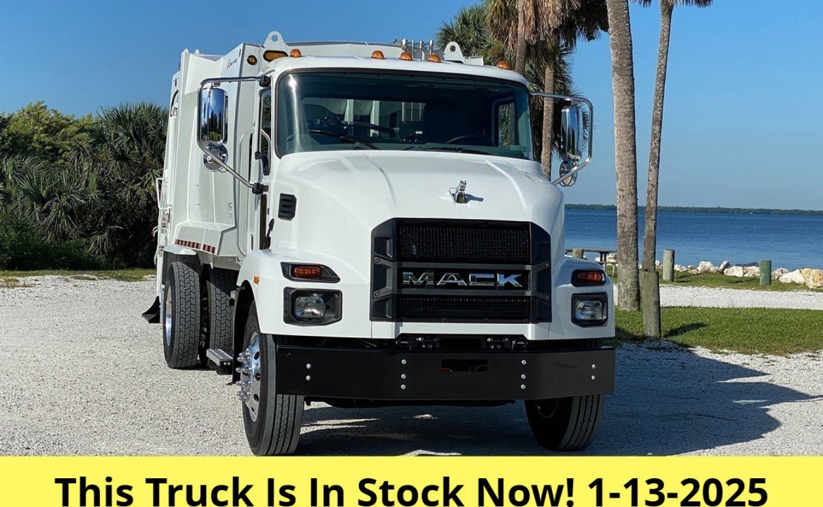 2024 Mack MD6 - 13 yd Pac Mac Rear Loader Garbage Truck