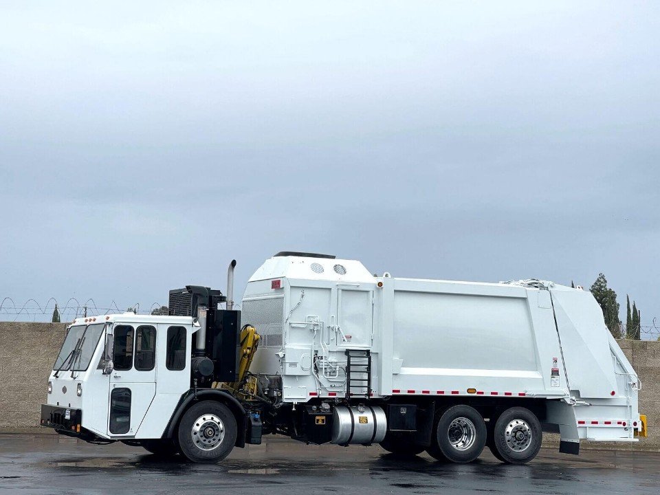 2013 CCC Heil MultiPack 33 YD Side Loader & Rear Loader