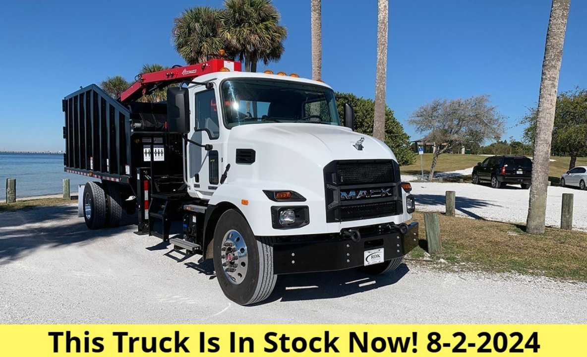 2025 Mack MD7 - 28 Yard Pac Mac Grapple Truck