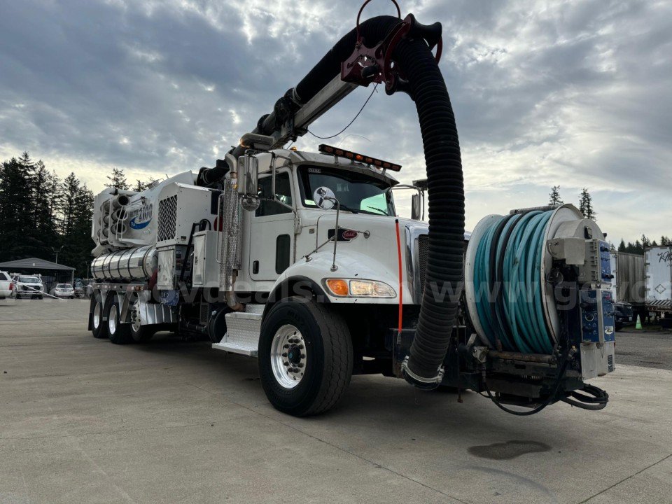 2015 Vactor 2100 Plus HydroExcavator  