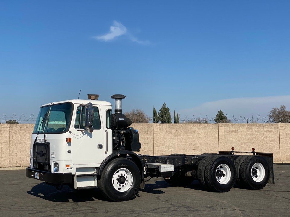 2015 Autocar Xpeditor Tandem Axle Cab & Chassis