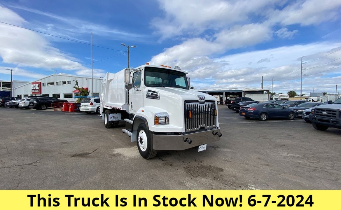 2019 Western Star 4700SB - 13 yd PacMac Rear Loader Garbage truck