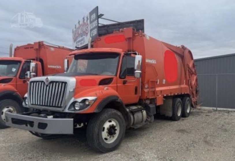 2019 International Workstar 7400, 25YD NewWay King Cobra